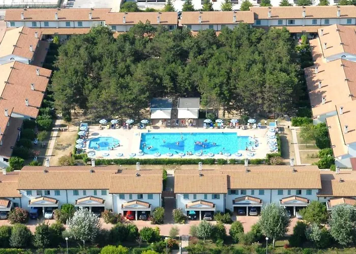 Villaggio Ca\' Del Pino