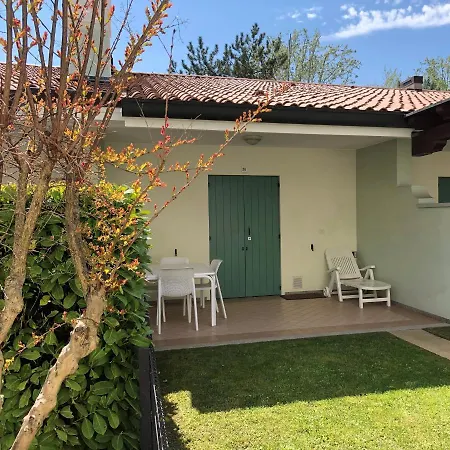 Villaggio Ca' Del Pino Bibione Exterior foto