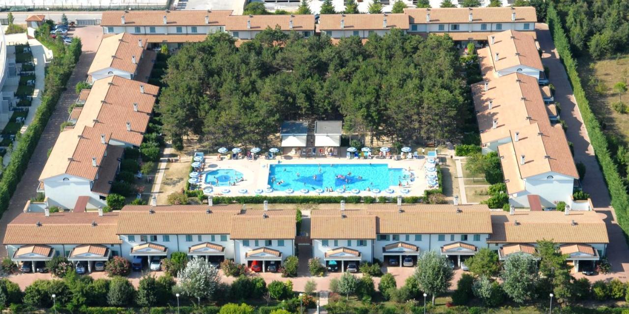 Apartment Villaggio Ca' Del Pino